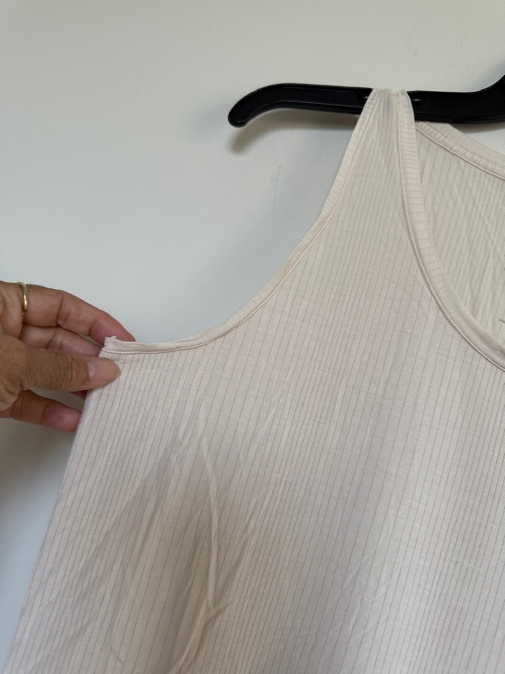 Tommy John Soft Cream Ribbed Scoop Tank - Picture 3 of 6